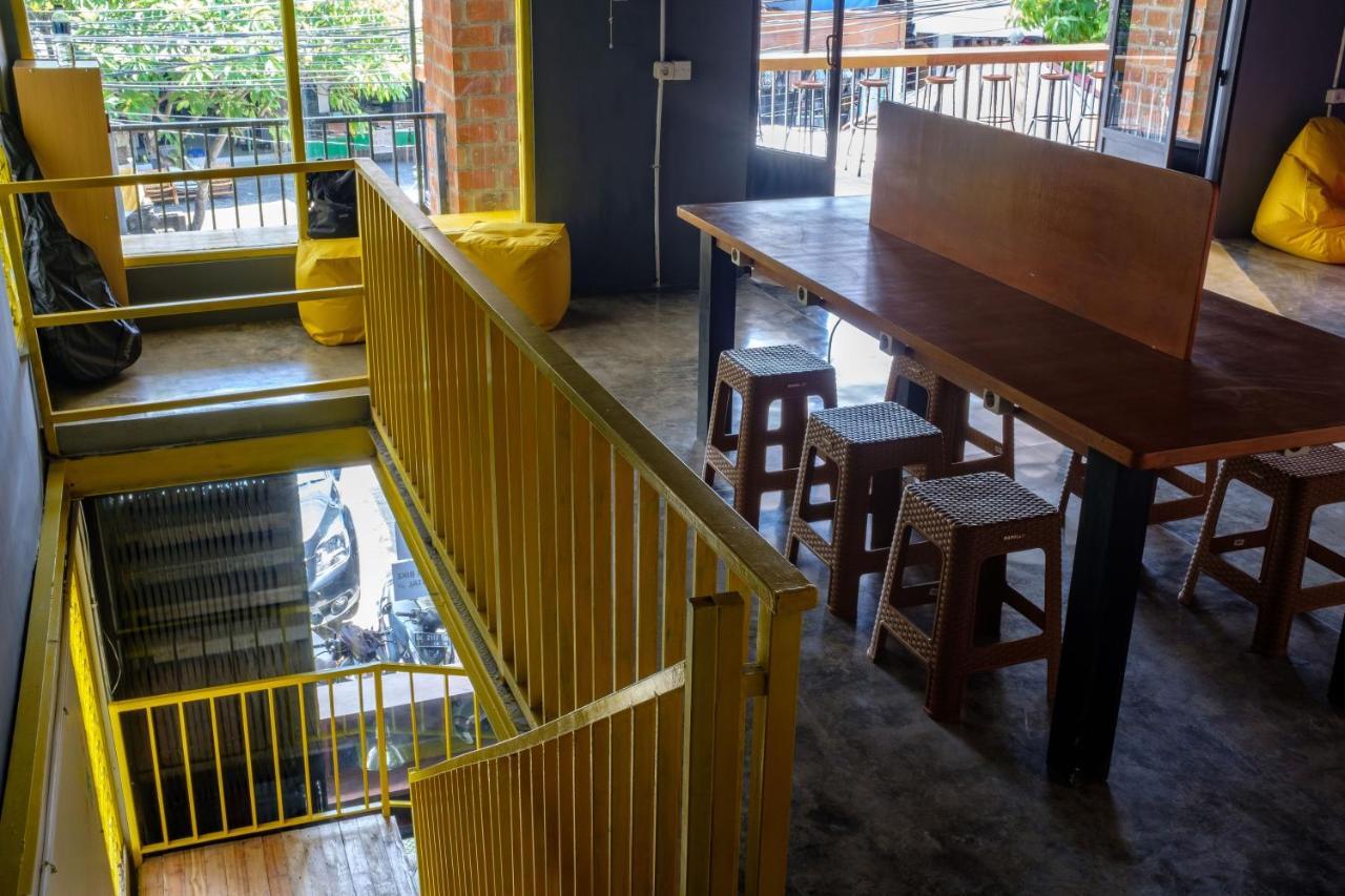Kumpul Hostel Kuta Legian  Exterior photo